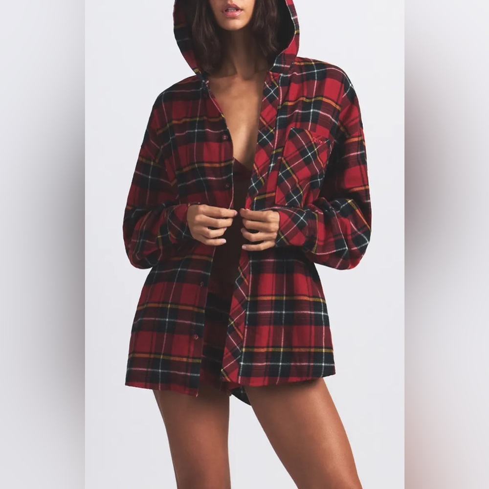 NWOT SKIMS Plaid Flannel Hooded Pajama Top
Size X-Large